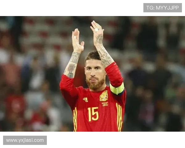 足球明星拉莫斯目前效力于哪个球队及其职业生涯回顾